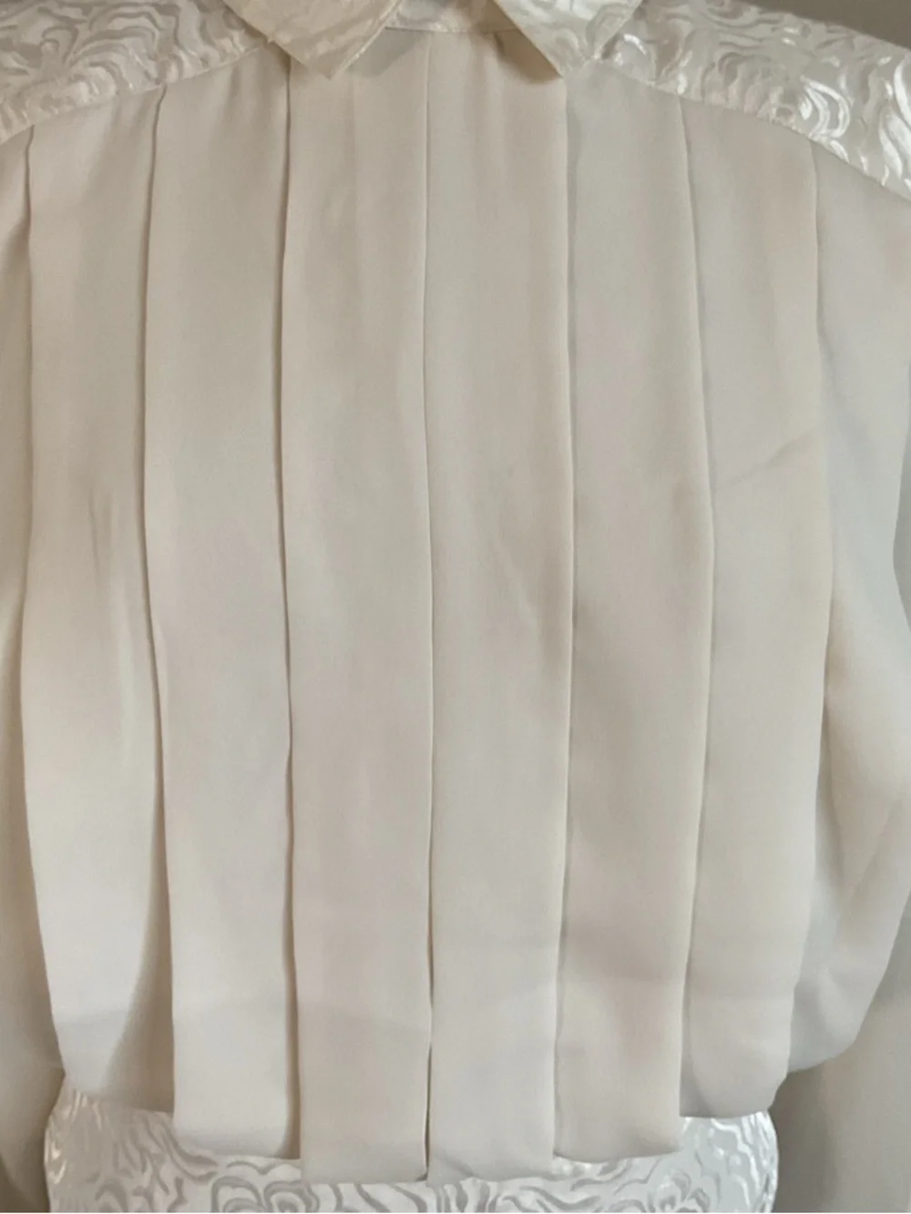 Vintage Nilani Ivory Pleated Blouse 8 Embroidered Yoke 80s Office Chic - Picture 3 of 8